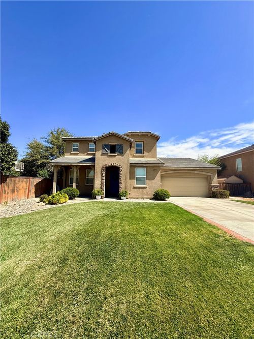 2274 Dwight Ct, Rosamond, CA, 93560-5936 | Card Image