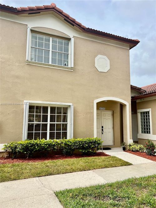 16206 Emerald Cove Rd, Weston, FL, 33331-3132 | Card Image