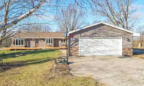 W8269 Grandview Road, ELLINGTON, WI, 54944 | Card Image