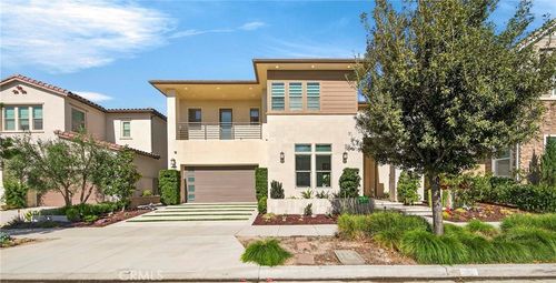 111 Balance, Irvine, CA, 92618-1364 | Card Image