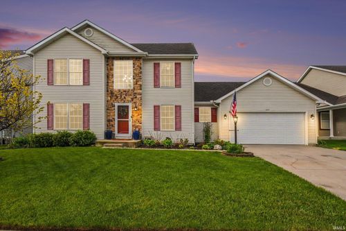 1413 Green Grass Dr, Osceola, IN, 46561-8412 | Card Image