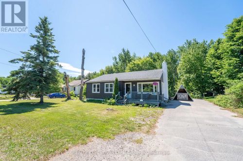 917 Lakeshore Dr, North Bay, ON, P1A2H1 | Card Image