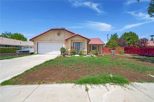 41384 Collegian Way, Hemet, CA, 92544 | Card Image
