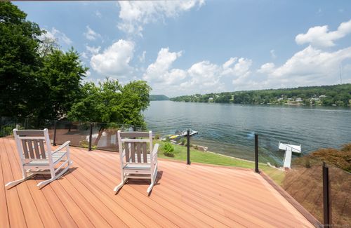 100 N Lake Shore Dr, Brookfield, CT, 06804-1450 | Card Image