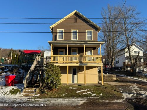 42 Archbald St, Carbondale, PA, 18407-2588 | Card Image