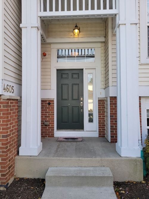 4605 Sawgrass Blvd, Wadsworth, IL, 60083-8935 | Card Image