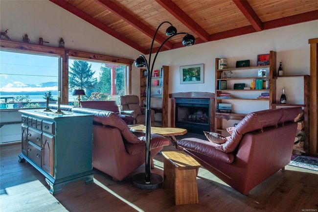 110 Hillside Rd, House other with 2 bedrooms, 2 bathrooms and 4 parking in Sointula BC | Image 11