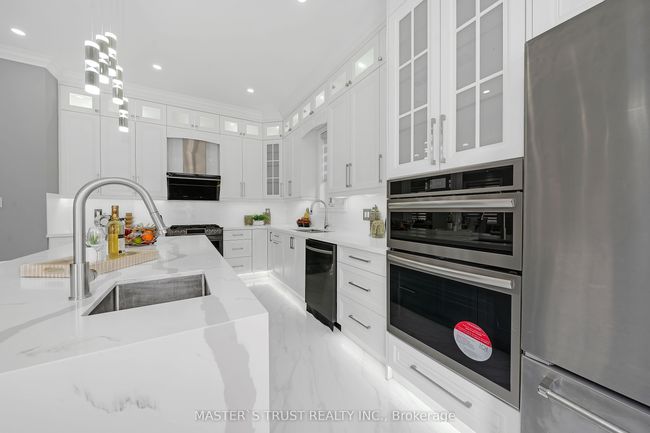 25 Cannes Ave, House other with 5 bedrooms, 6 bathrooms and 4 parking in Woodbridge ON | Image 17