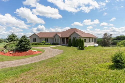 62997 430th Ave, Mazeppa, MN, 55956-4192 | Card Image