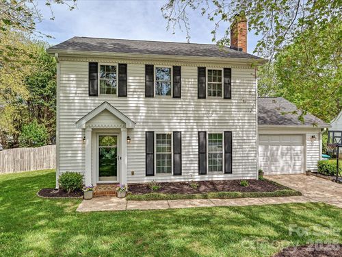 1616 English Knoll Dr, Matthews, NC, 28105-8847 | Card Image