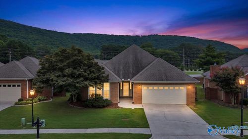 15057 Ashmont Blvd Se, Huntsville, AL, 35803-3625 | Card Image