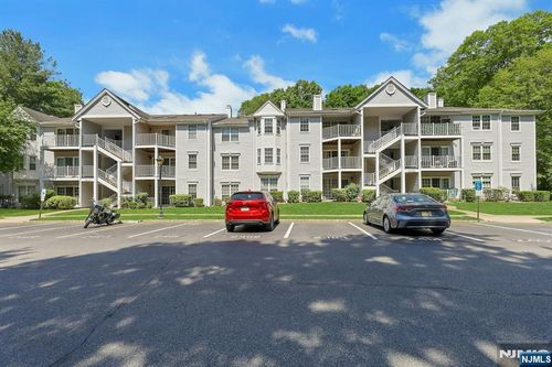 601 Lilac Lane, Mahwah, NJ, 07430 | Card Image