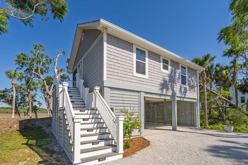 123 Jungle Rd, Edisto Island, SC, 29438-3006 | Card Image