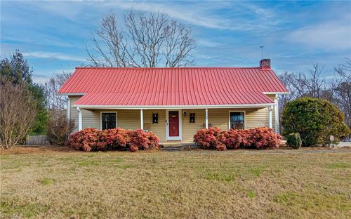 1182 Rosebud Rd, Walnut Cove, NC, 27052-7283 | Card Image