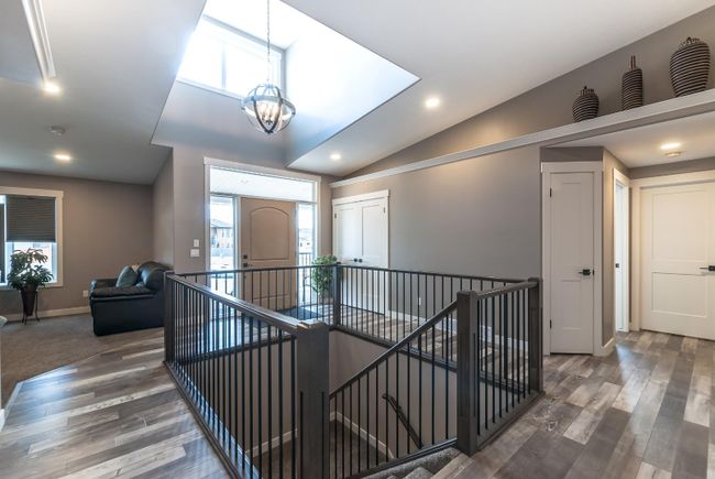 58 Somerside Gate Se, Home with 7 bedrooms, 4 bathrooms and 6 parking in Medicine Hat AB | Image 8