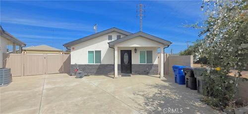 402 Findlay Ave, Montebello, CA, 90640-1559 | Card Image