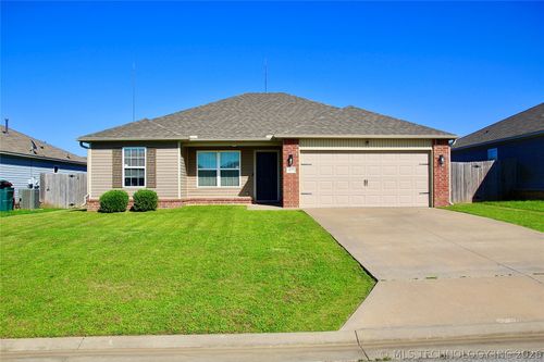 9175 S 253rd East Ave, Broken Arrow, OK, 74014-5595 | Card Image