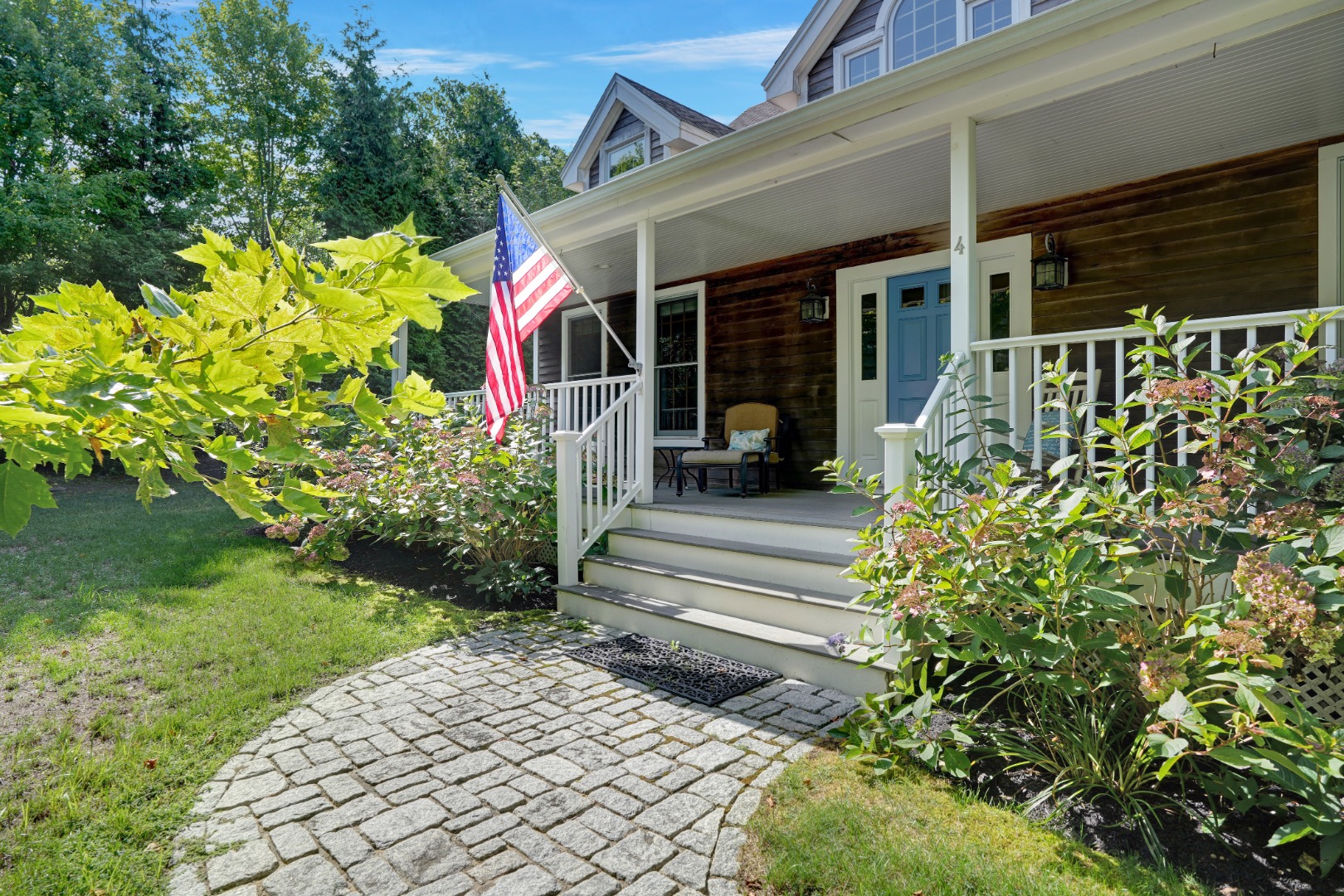 High Meadow Ln, Oak Bluffs, MA 02557