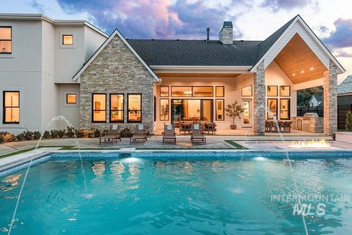 1948 W Oakhampton Dr, Eagle, ID, 83616-7493 | Card Image