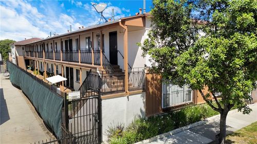 1885 Locust Ave, Long Beach, CA, 90806-6203 | Card Image