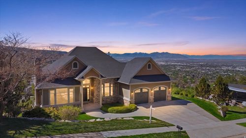 1342 Northridge Dr, Bountiful, UT, 84010-1749 | Card Image