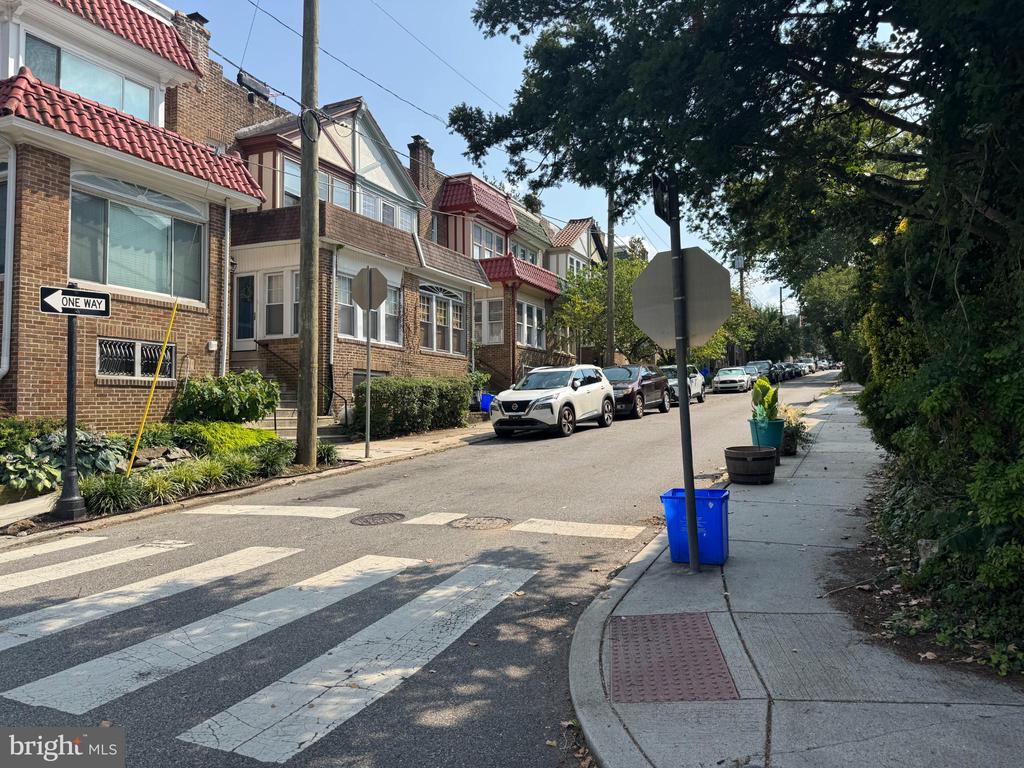 Residential in PHILADELPHIA 4