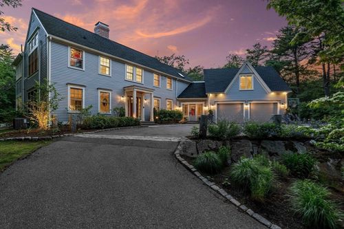 1 Crooked Ln, Manchester, MA, 01944-1005 | Card Image