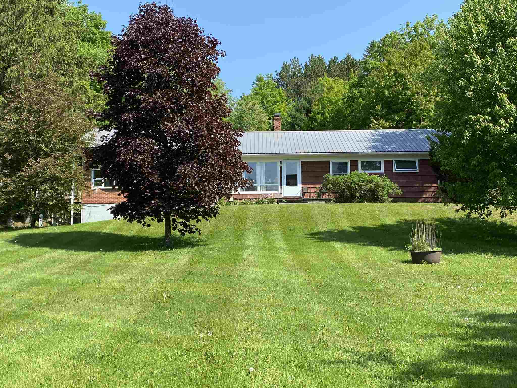 129 East Main, Sold in Hyde Park Zoocasa