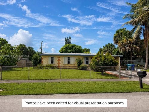 3640 Nw 3rd St, Lauderhill, FL, 33311-8210 | Card Image
