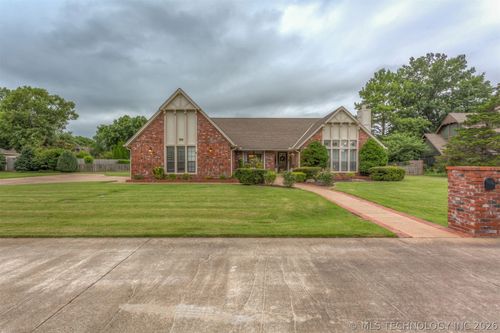 10214 Kingston Ave, Tulsa, OK, 74137-7018 | Card Image