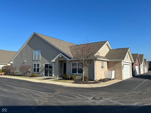 unit-100-9733 Windy Ln, Fishers, IN, 46037-7598 | Card Image