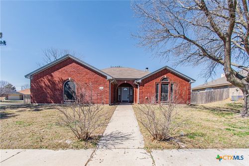 5009 James Loop, Killeen, TX, 76542-3862 | Card Image