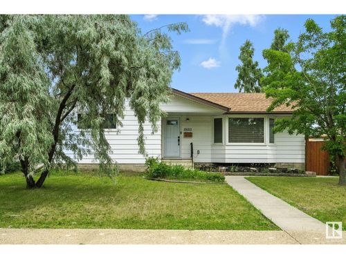 15011 95 St Nw, Edmonton, AB, T5E3Z3 | Card Image