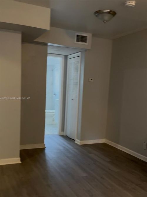 apt-111-6840 Pembroke Rd, Miramar, FL, 33023-2680 | Card Image