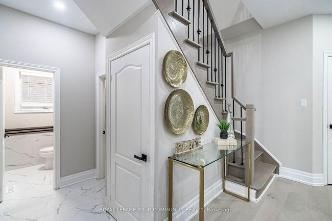63 Regency View Hts, House other with 4 bedrooms, 4 bathrooms and 5 parking in Maple ON | Image 16