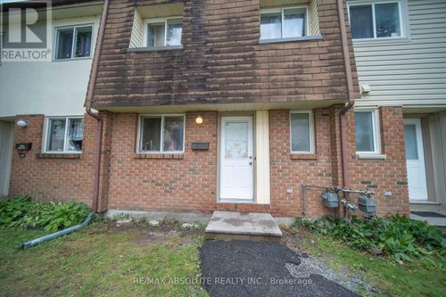 30 E Sonnet Cres, Nepean, ON, K2H8W7 | Card Image