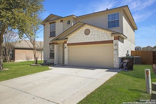 6606 Bowie Cir, San Antonio, TX, 78253-5786 | Card Image