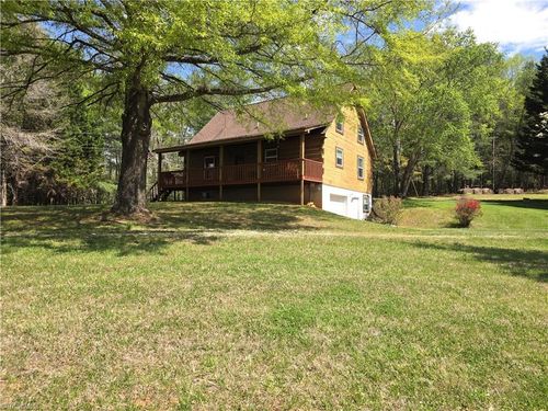 1305 Brim Rd, Mount Airy, NC, 27030-9445 | Card Image