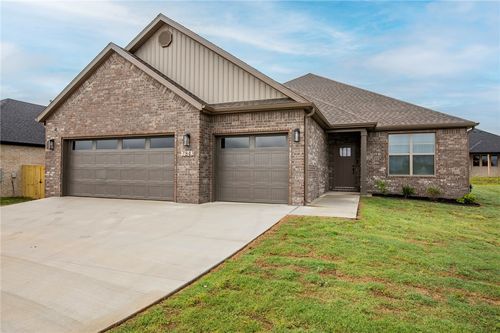 7843 Range Ave, Springdale, AR, 72762-4631 | Card Image