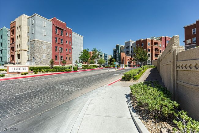 117 - 38 E Serene Ave, Condo with 2 bedrooms, 2 bathrooms and null parking in Las Vegas NV | Image 42