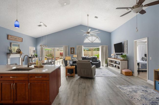 1103 Aviary Rd, House other with 3 bedrooms, 2 bathrooms and null parking in Wellington FL | Image 6