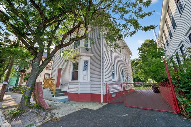 55 Warren St, Home with 5 bedrooms, 3 bathrooms and 5 parking in Providence RI | Image 24