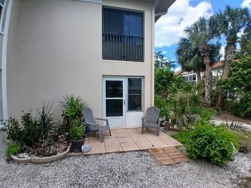 8-10350 Imperial Point Dr W, LARGO, FL, 33774-4929 | Card Image