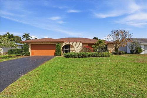 135 Pebble Beach Blvd, NAPLES, FL, 34113-8341 | Card Image