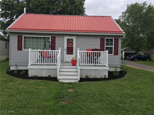 2609 S 7th St, Coshocton, OH, 43812-9772 | Card Image