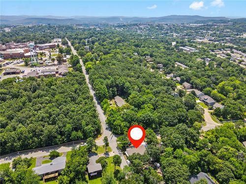 208 W Sycamore St, Fayetteville, AR, 72703-2545 | Card Image