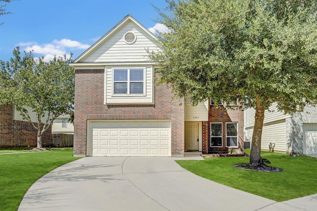 Lamppost Hill Ct, Katy, TX 77449