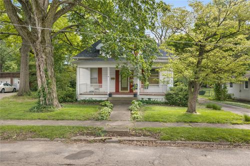 525 Prairie Street, Paris, IL, 61944 | Card Image