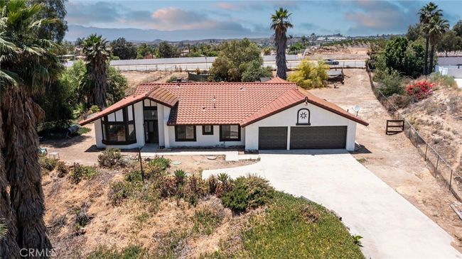 18085 Golden Leaf Ln, House other with 4 bedrooms, 3 bathrooms and 3 parking in Riverside CA | Image 42
