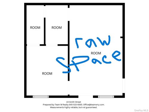 10 Smith St, Monticello, NY, 12701-1381 | Card Image